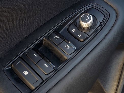 Used 2020 Subaru Outback Premium image 13