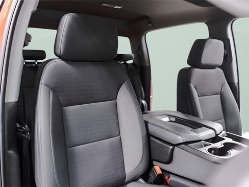 Used 2025 Chevrolet Silverado 1500 LT image 35