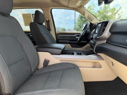 Used 2019 RAM 1500 Big Horn RWD image 13