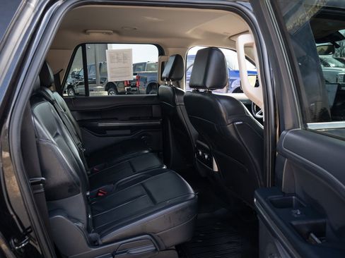Used 2024 Ford Expedition Max XLT AWD/4WD image 21