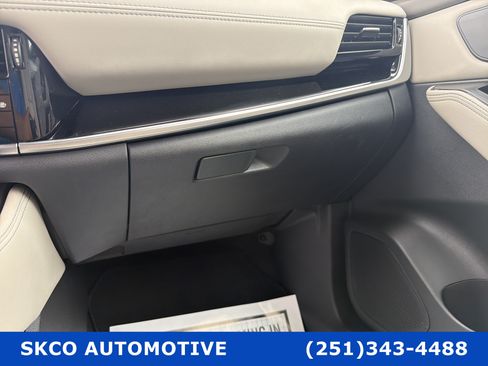 Used 2022 Nissan Rogue SL w/ SL Premium Package FWD image 24