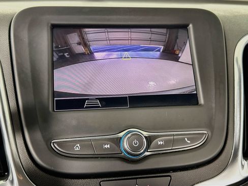 Used 2023 Chevrolet Equinox LT w/ Driver Convenience Package AWD/4WD image 36