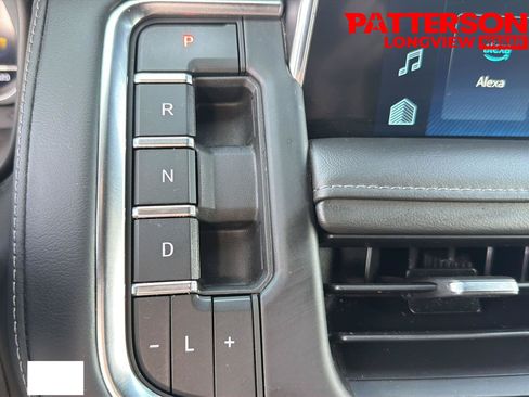 Used 2023 Chevrolet Tahoe LT RWD image 14