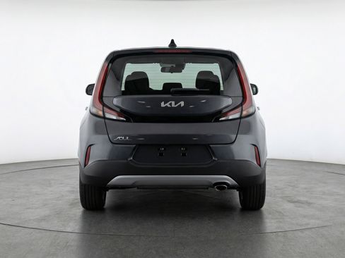 Used 2025 Kia Soul LX w/ LX Technology Package image 7