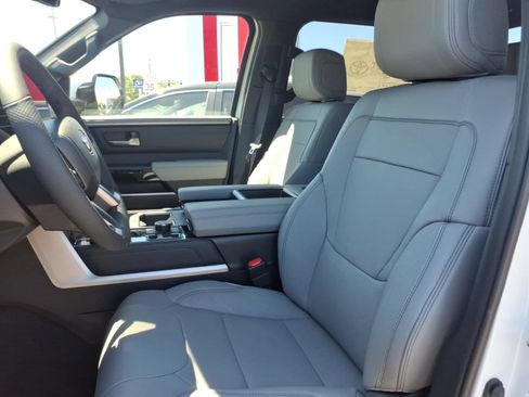 New 2026 Toyota Tundra Limited AWD/4WD image 6