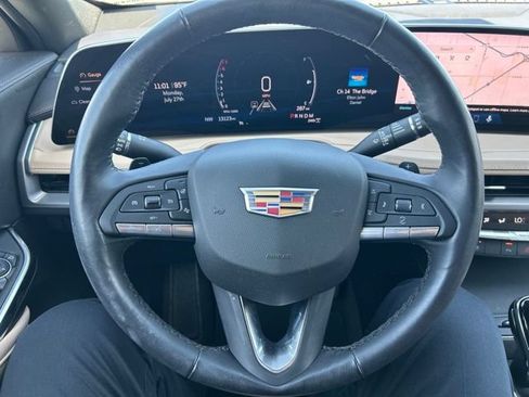 Certified 2024 Cadillac XT4 Premium Luxury w/ Technology Package AWD/4WD image 16
