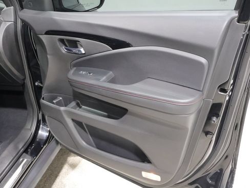 Used 2022 Honda Ridgeline Black Edition image 24