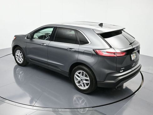 Used 2024 Ford Edge SEL image 45
