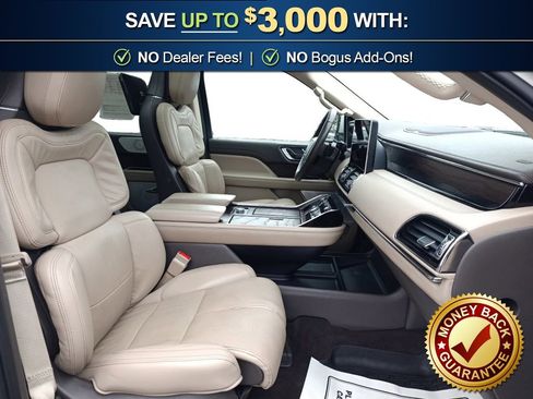 Used 2023 Lincoln Navigator Reserve image 22