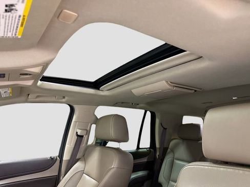Used 2020 Chevrolet Tahoe Premier AWD/4WD image 25