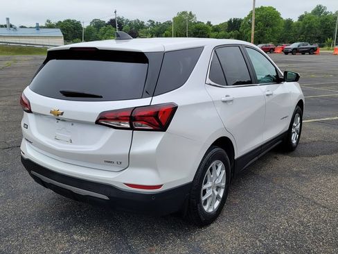 Used 2022 Chevrolet Equinox LT AWD/4WD image 12