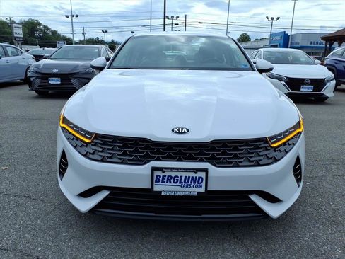 Used 2021 Kia K5 LXS FWD image 9