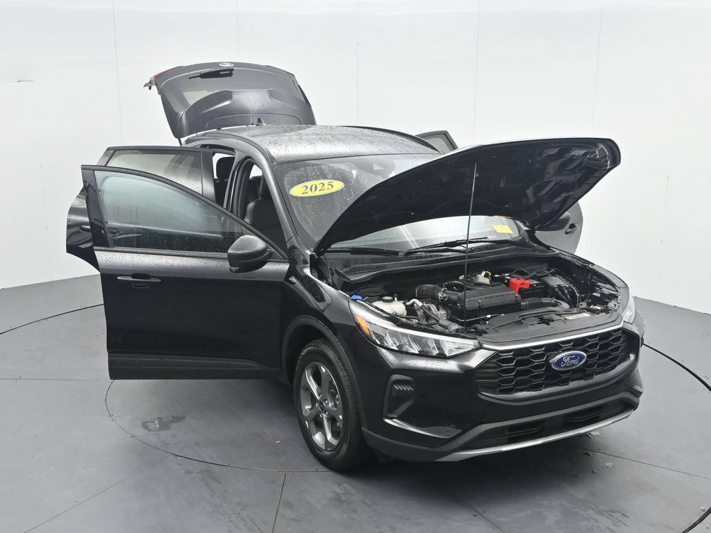 Used 2025 Ford Escape ST-Line AWD/4WD image 39