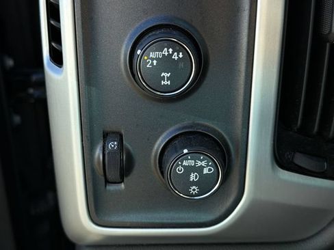 Used 2019 GMC Sierra 1500 SLE w/ SLE Value Package AWD/4WD image 15