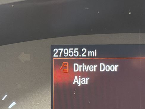 Used 2022 Ford Escape SEL AWD/4WD image 6