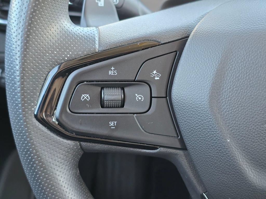 Used 2022 Chevrolet Bolt EUV LT w/ Driver Confidence Package FWD image 30