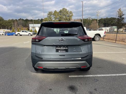 Used 2021 Nissan Rogue SL w/ Premium Package image 6