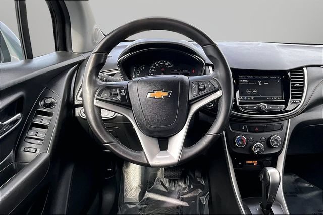 Used 2019 Chevrolet Trax LT w/ LT Convenience Package AWD/4WD image 5