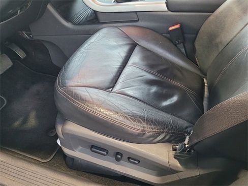 Used 2013 Ford Edge SEL image 17