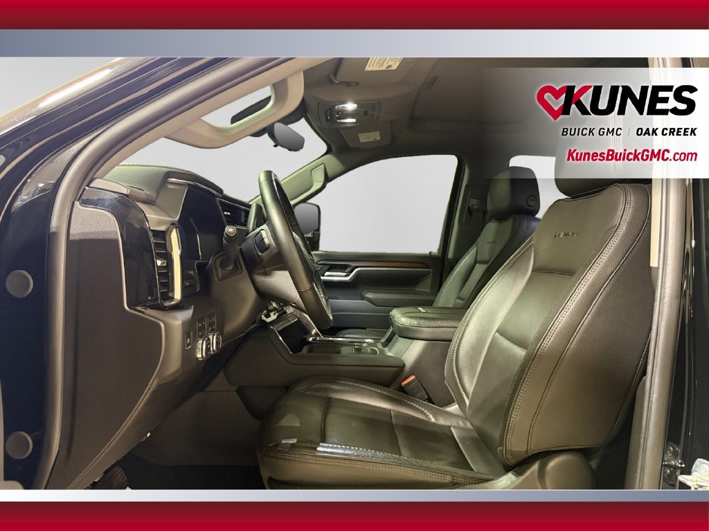 Used 2025 GMC Sierra 2500 Denali w/ Denali Reserve Package AWD/4WD image 22