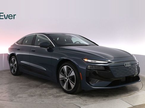 Used 2025 Audi A6 e-tron Premium Plus w/ Premium Plus RWD image 13