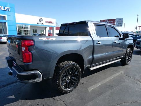 Certified 2022 Chevrolet Silverado 1500 LTZ w/ LTZ Convenience Package II image 5