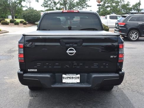 Used 2024 Nissan Frontier SV RWD image 6