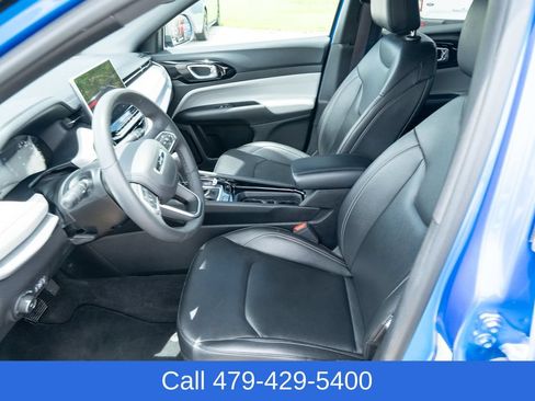 Used 2025 Jeep Compass Limited AWD/4WD image 18