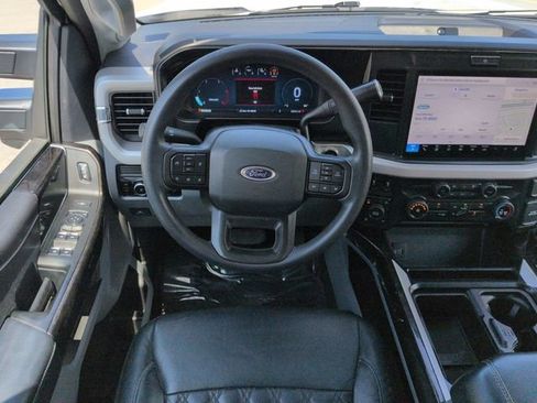 Certified 2025 Ford F250 XLT w/ Black Appearance Package AWD/4WD image 16
