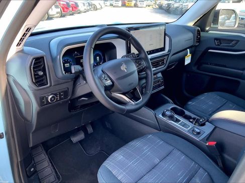 New 2025 Ford Bronco Sport Heritage AWD/4WD image 8