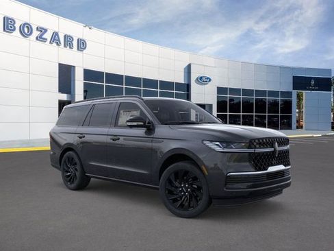 New 2025 Lincoln Navigator Reserve w/ Jet Appearance Package image 7