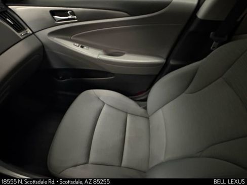 Used 2015 Hyundai Sonata Hybrid FWD image 11