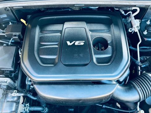 Used 2018 Dodge Durango SXT w/ Quick Order Package 2BB image 4