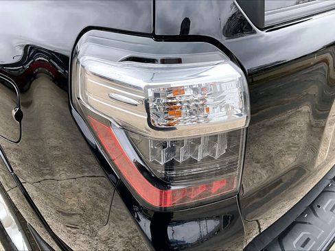 Used 2024 Toyota 4Runner SR5 image 28