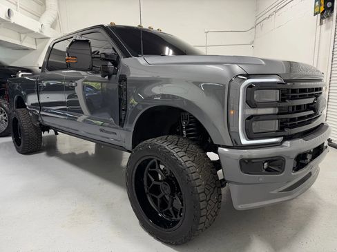 Used 2025 Ford F250 Platinum image 25