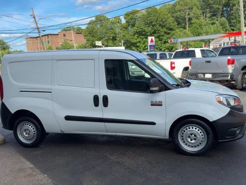 Used 2017 RAM ProMaster City Tradesman FWD image 5