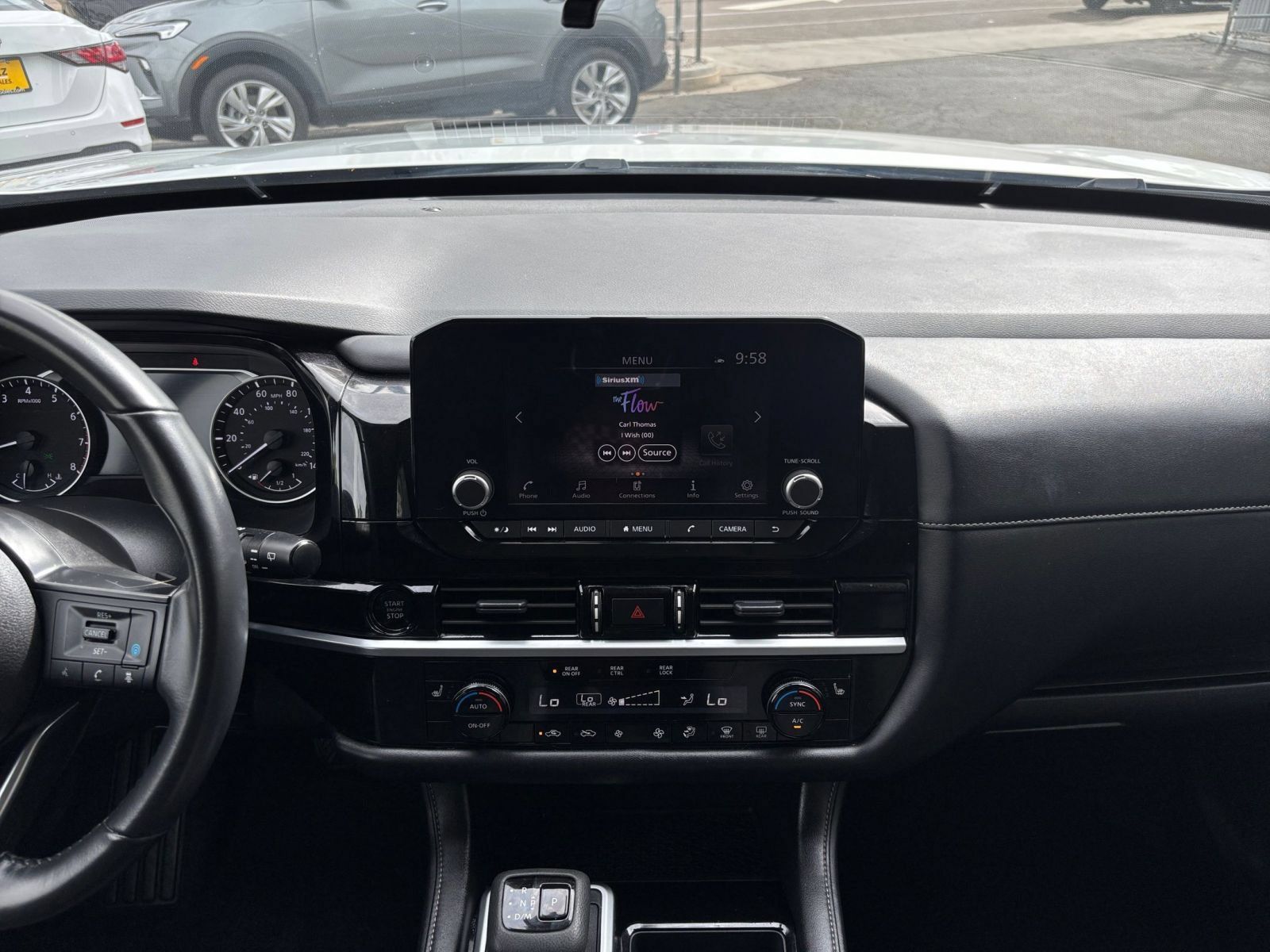 Used 2025 Nissan Pathfinder SV FWD image 16