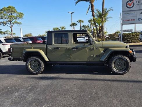 New 2026 Jeep Gladiator Willys AWD/4WD image 9