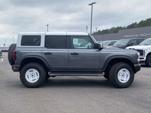 New 2026 Ford Bronco Heritage Edition AWD/4WD image 2