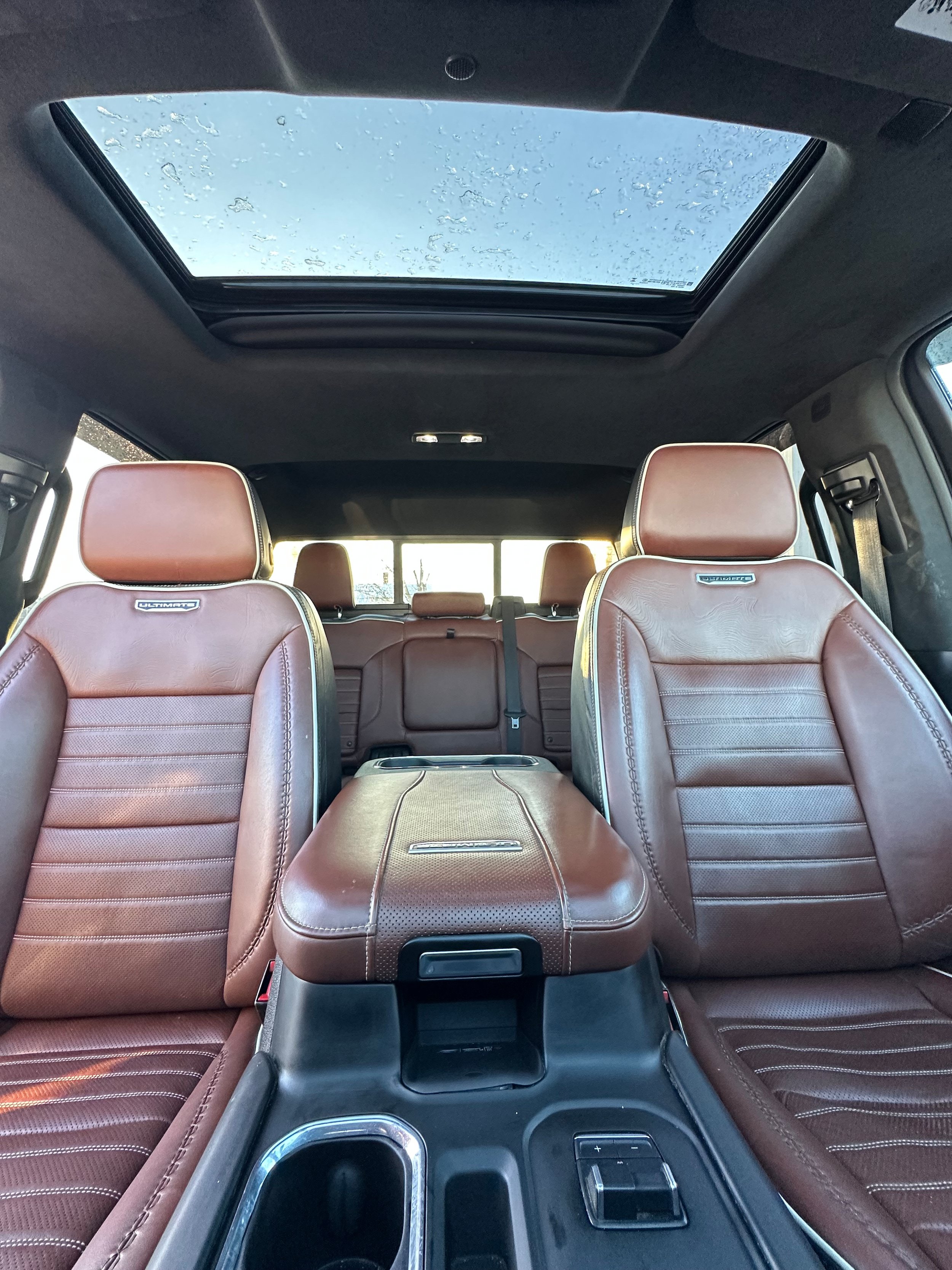 Used 2024 GMC Sierra 2500 Denali Ultimate AWD/4WD image 15
