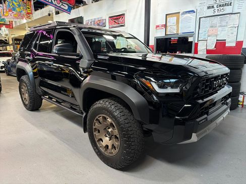 Used 2026 Toyota 4Runner Trailhunter AWD/4WD image 3