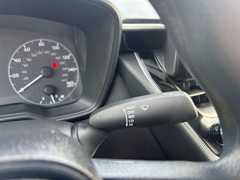 Used 2025 Toyota Corolla LE FWD image 17