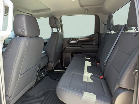 Used 2024 Chevrolet Silverado 1500 LT AWD/4WD image 20