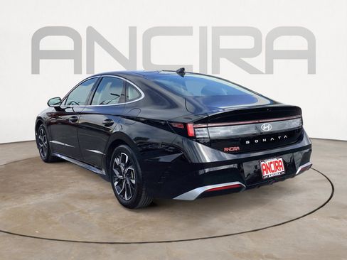 Used 2024 Hyundai Sonata SEL FWD image 12