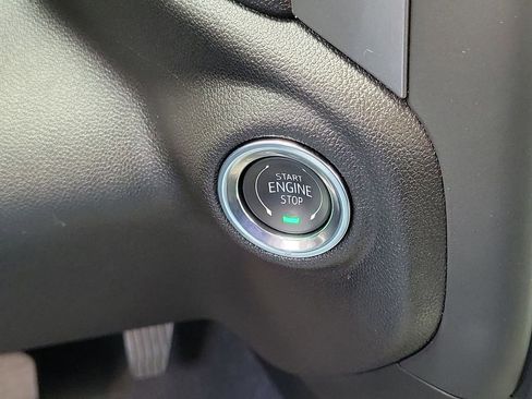 Used 2026 Chevrolet Silverado 1500 Custom RWD image 11