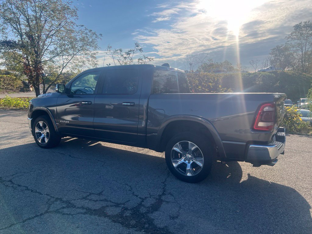 Used 2019 RAM 1500 Laramie AWD/4WD image 3