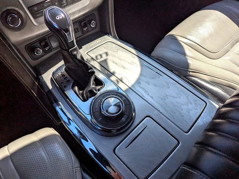 Used 2019 INFINITI QX80 Limited w/ All-Season Package image 32