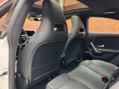 Used 2025 Mercedes-Benz CLA 250 4MATIC image 25