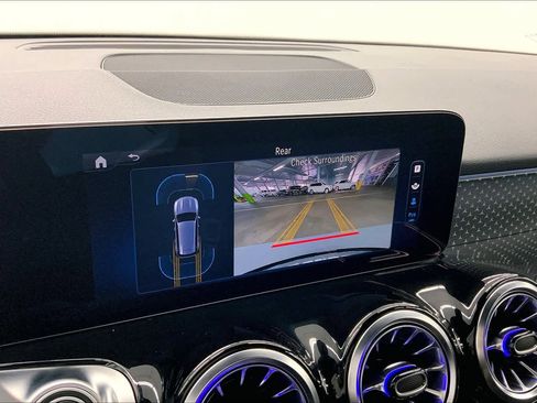 Certified 2024 Mercedes-Benz GLB 250 image 23