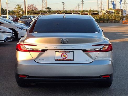 Certified 2025 Toyota Camry LE image 5